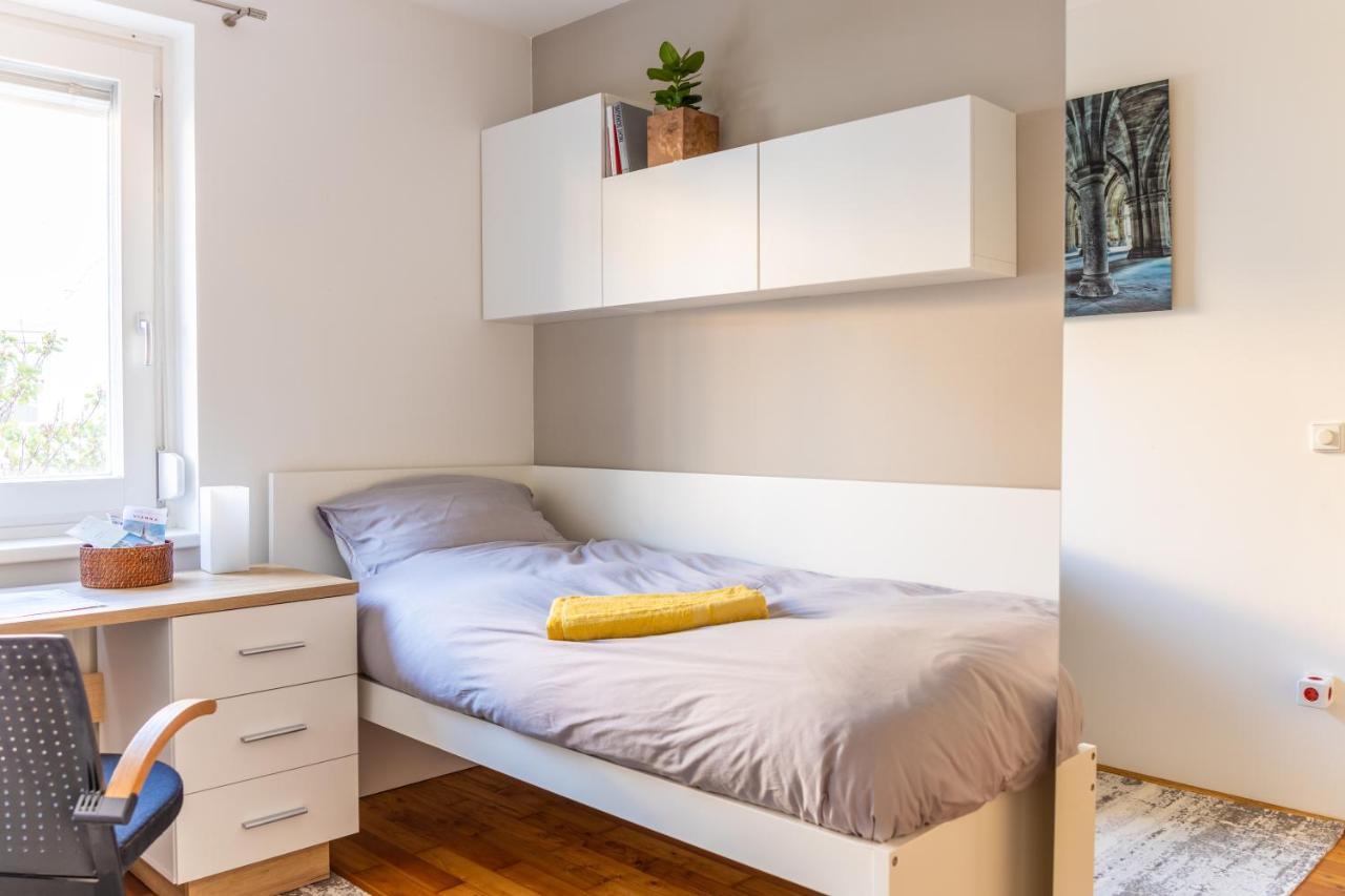 Town House Near Metro & Vienna City Center 外观 照片