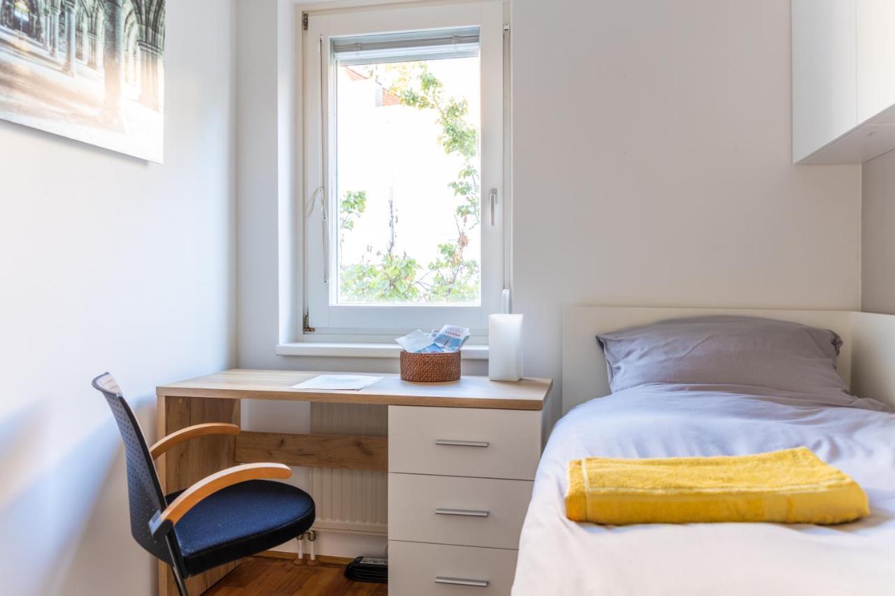 Town House Near Metro & Vienna City Center 外观 照片