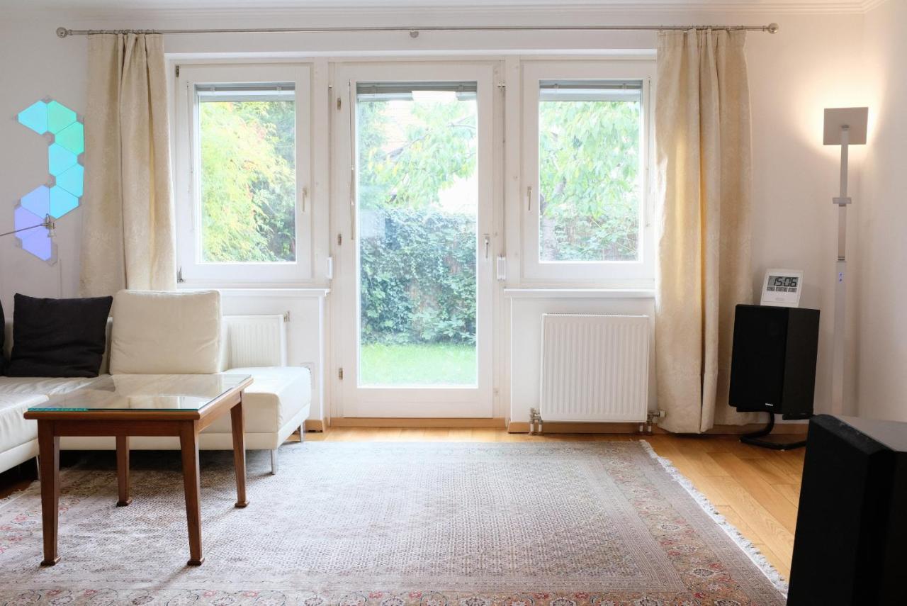 Town House Near Metro & Vienna City Center 外观 照片